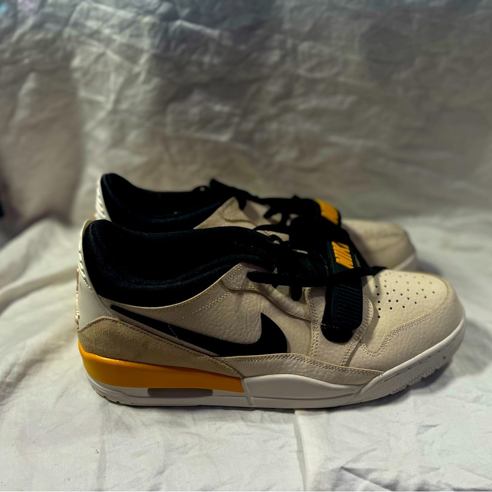 Nike Air Jordan Legacy 312 Low Pale Vanilla